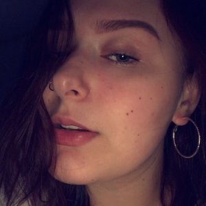 Meet your Posher, Becky